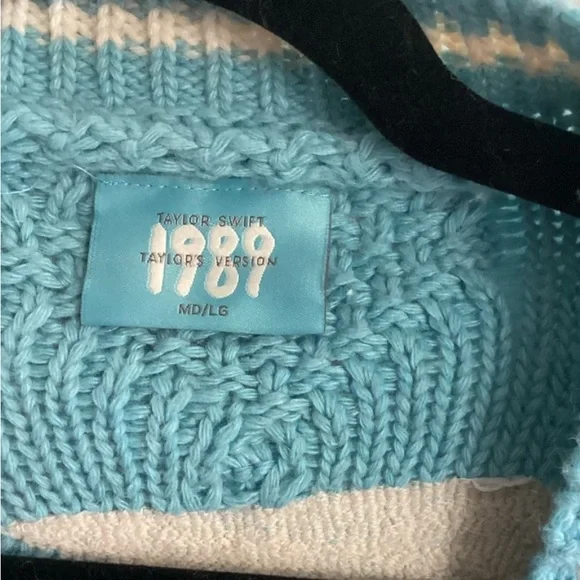 Taylor Swift 1989 TV Cardigan Sweater M/L Blue - Picture 3 of 5